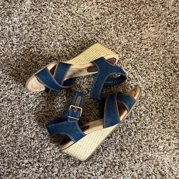Clark: Denim Wedge Sandals with Ankle Strap – Size 7 - Picture 6 of 8